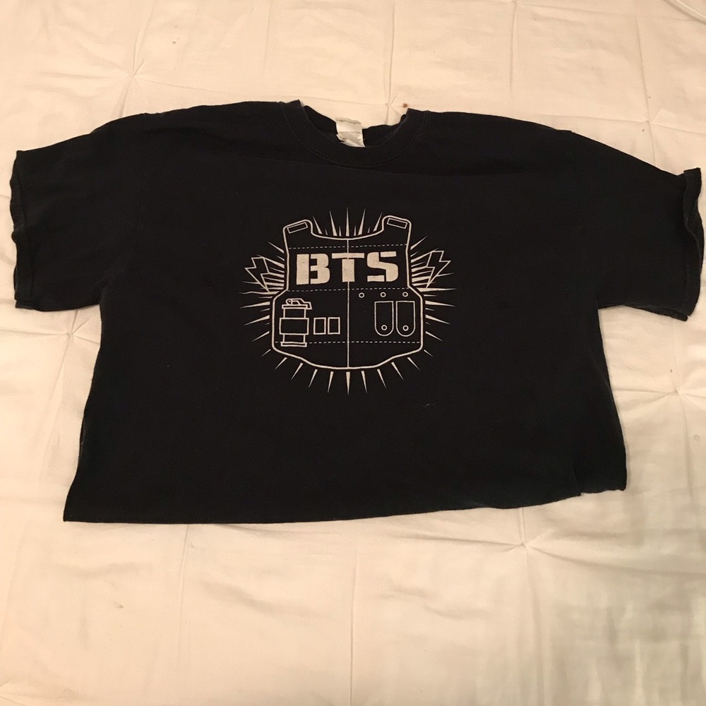 BTS ARMY T-shirt